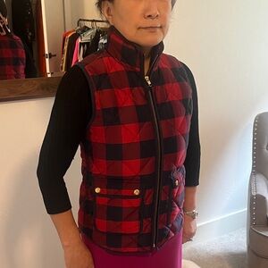 J. Crew Red and Black Plaid Vest NWT SIZE XS